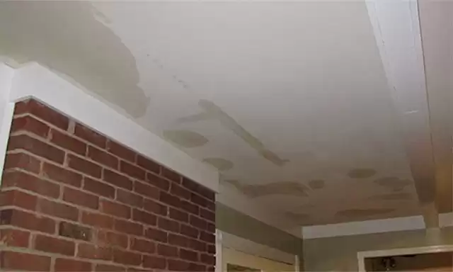 Chuẩn Bị Bề Mặt để thi công miếng dán trần nhà