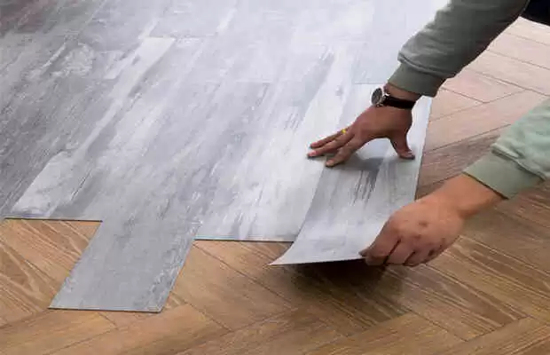 Những Lợi Ích Vượt Trội Của Miếng Dán Trần Nhà