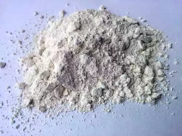Cách trộn để keo mềm, đều, không vón cục