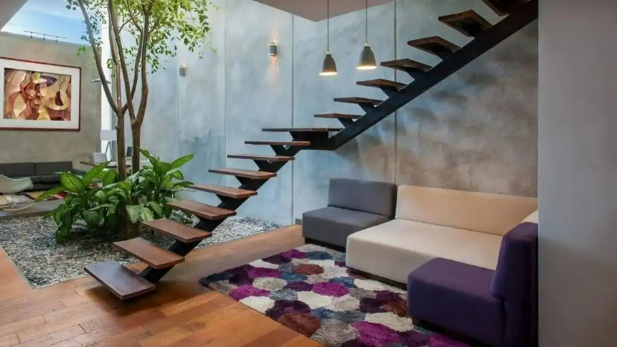 Gạch ốp giếng trời hiện đại cho không gian tối giản