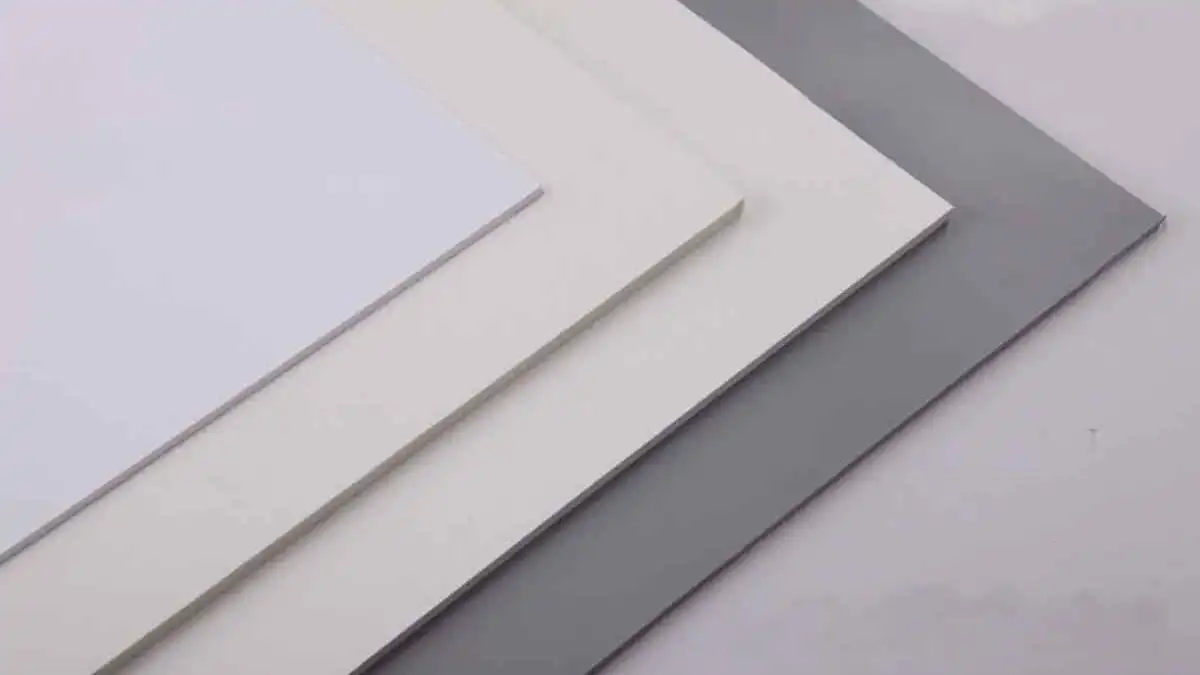 Gạch Nhựa Là Gì? Ưu Nhược Điểm & Ứng Dụng